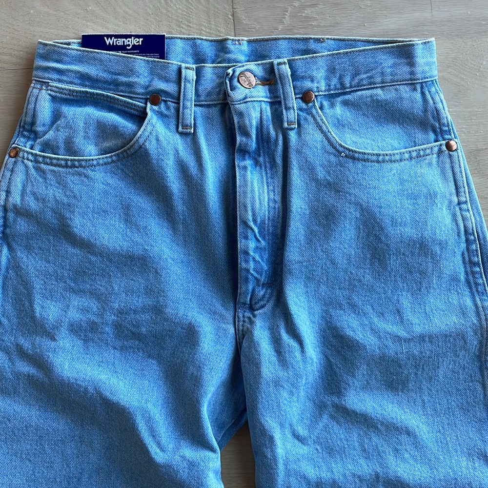 Wrangler - Picture 6 of 9